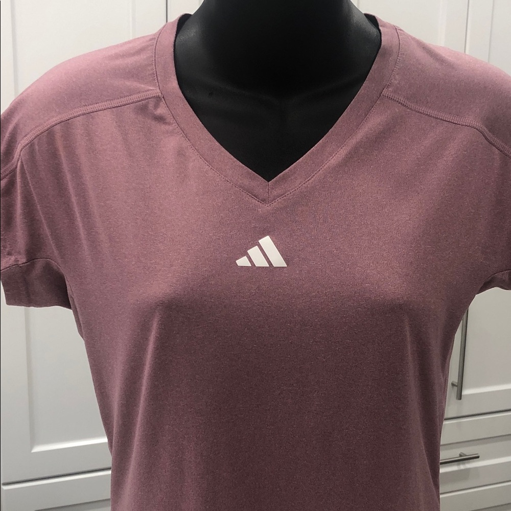 Adidas AEROREADY V-Neck Short Sleeve Tee - Light Mauve - XS - Picture 6 of 9